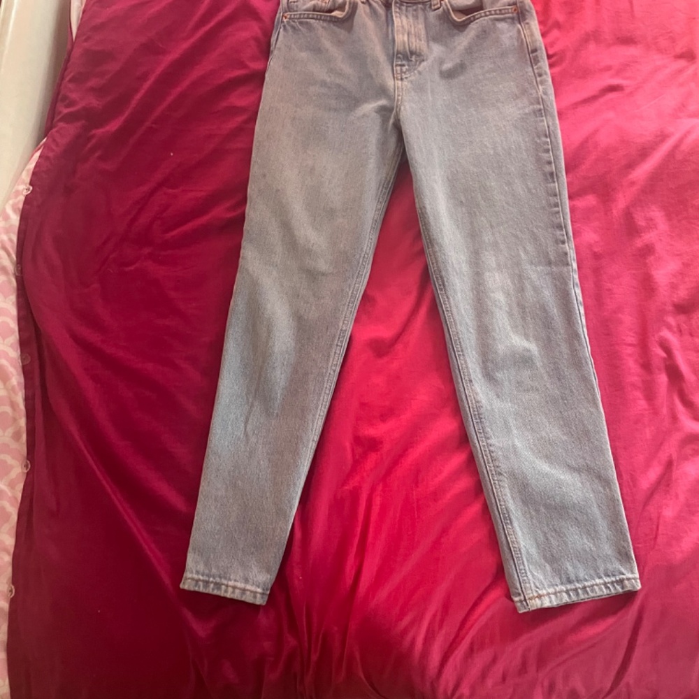 Jeans - Picture 2 of 2